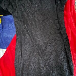 Chic Black Lace Midi Dress